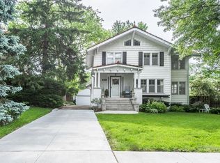 607 46th St, Des Moines, IA 50312