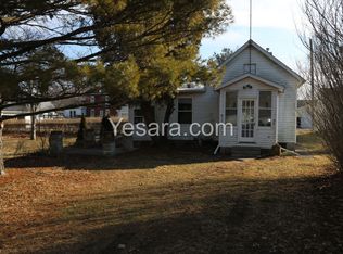 1323 Pearl St, Burlington, IA 52601