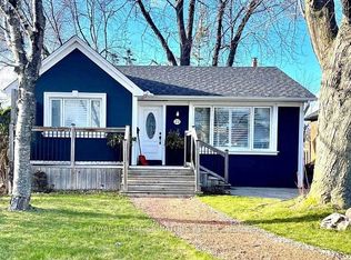 22 Scotswood Rd, Toronto, ON M1R3N2