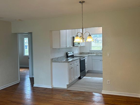 3rd image of 348 E Waldo St #0