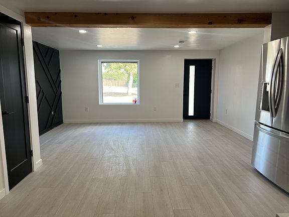 5th image of 2363 S Decatur St #B