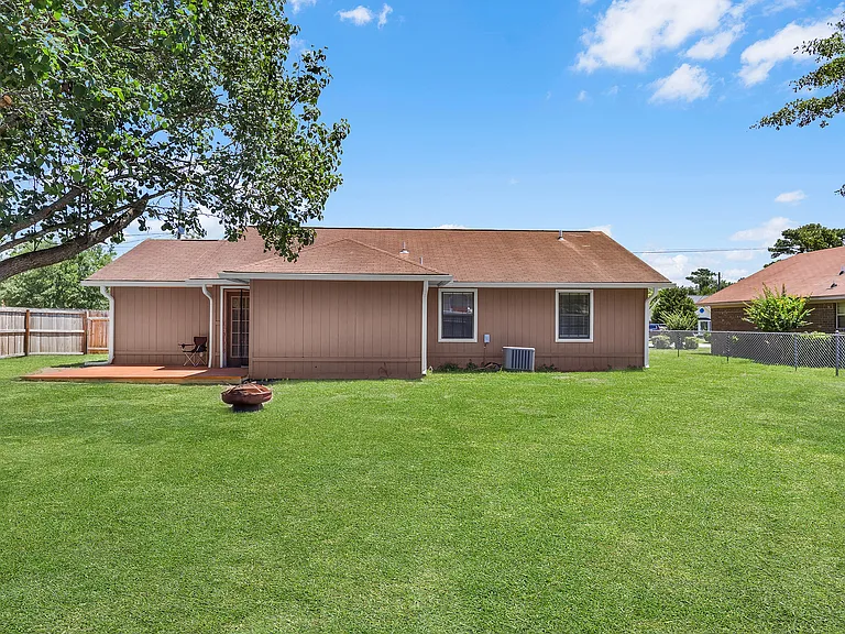 783 Inwood Dr — Photo 34