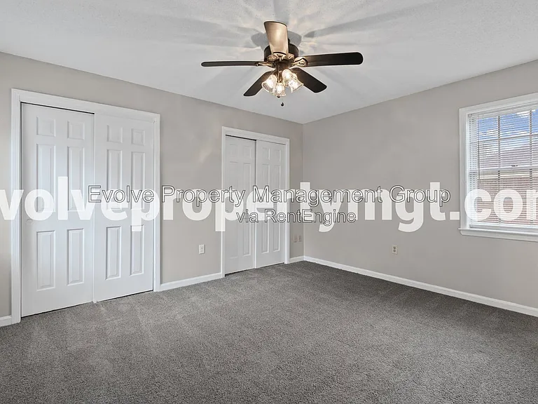 5331 Pipers Gap Dr — Photo 17