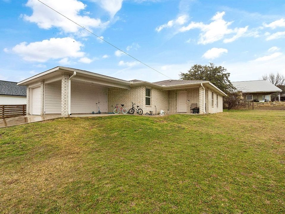 2805 Sky Harbour Dr, Granbury, TX 76049 MLS 20520066 Zillow