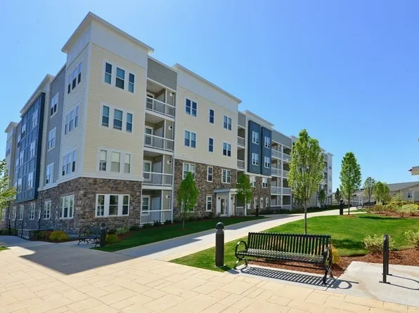 130 University Ave Unit 1307, Westwood, MA 02090