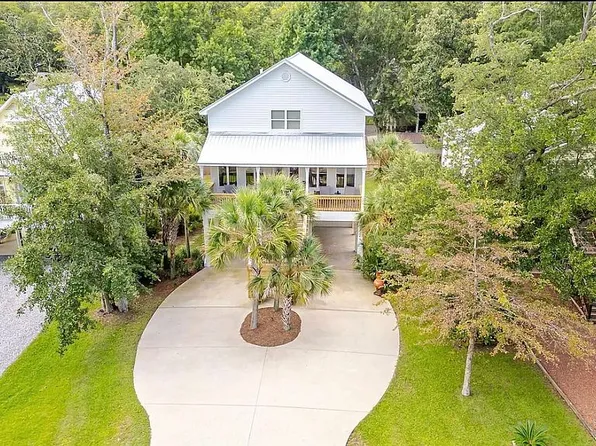 27204 Magnolia Dr, Orange Beach, AL 36561