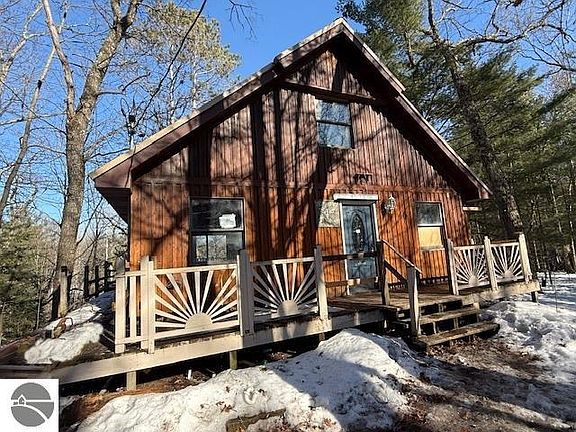 3rd image of 11628 White Pine Dr