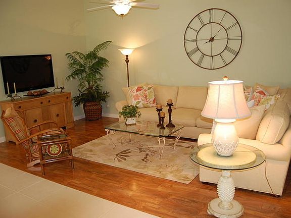 5th image of 8516 SE Retreat Dr