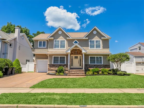 1801 Gerald Avenue, East Meadow, NY 11554