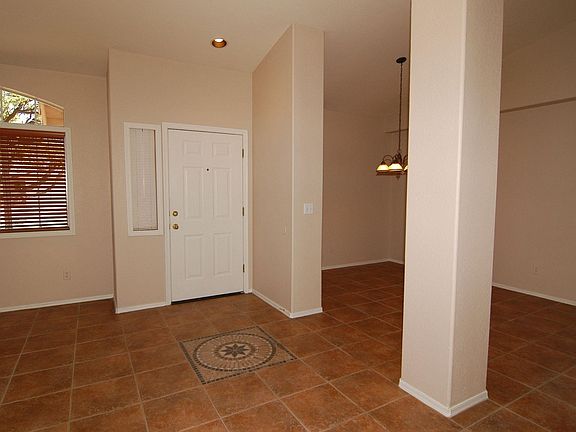 4th image of 9041 N Yellow Moon Dr