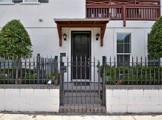 2734 Harvard St, Houston, TX 77008