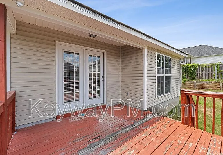 304 Elbrus Way — Photo 21