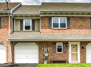 150 Rockford Sq, Mountville, PA 17554