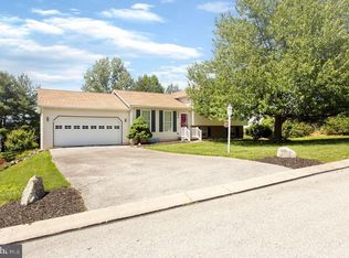 354 Jasmine Dr, Hanover, PA 17331