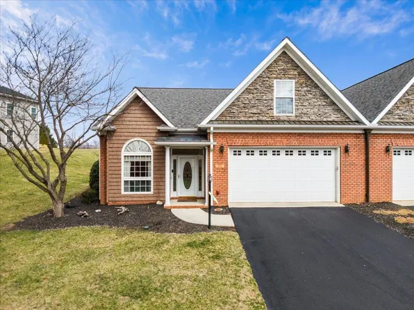 6807 Sahalee Cir, Radford, VA 24141