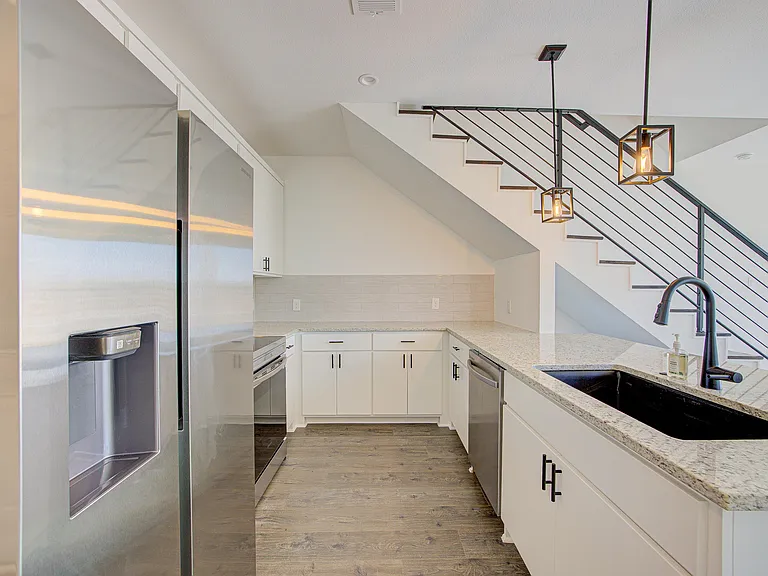 20507 Bonanza St #A — Photo 37