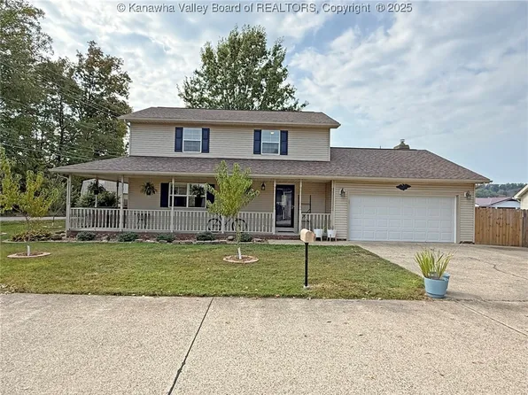 1 Royal Oak Ct, Hurricane, WV 25526