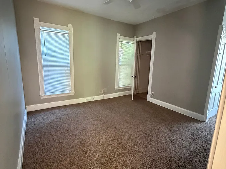 914 Washington St #1 — Photo 8