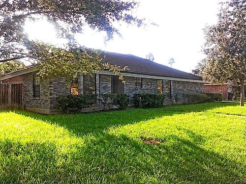 1st image of 2602 Jacaranda Dr