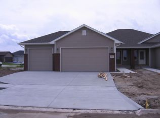 5041 Alvo Rd, Lincoln, NE 68514