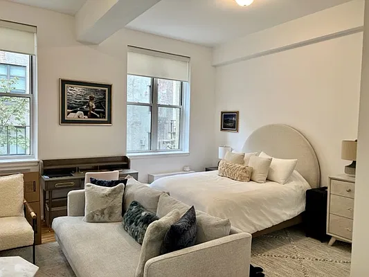 Rented by Buchbinder & Warren | media 5