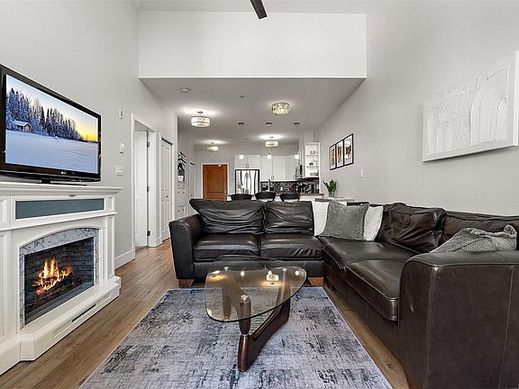 2nd image of 866 Brock Ave #407