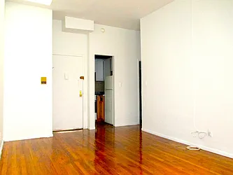 Rented by Bryan L Rozencwaig, LREB