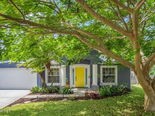 741 Brisbane St NE, Palm Bay, FL 32907