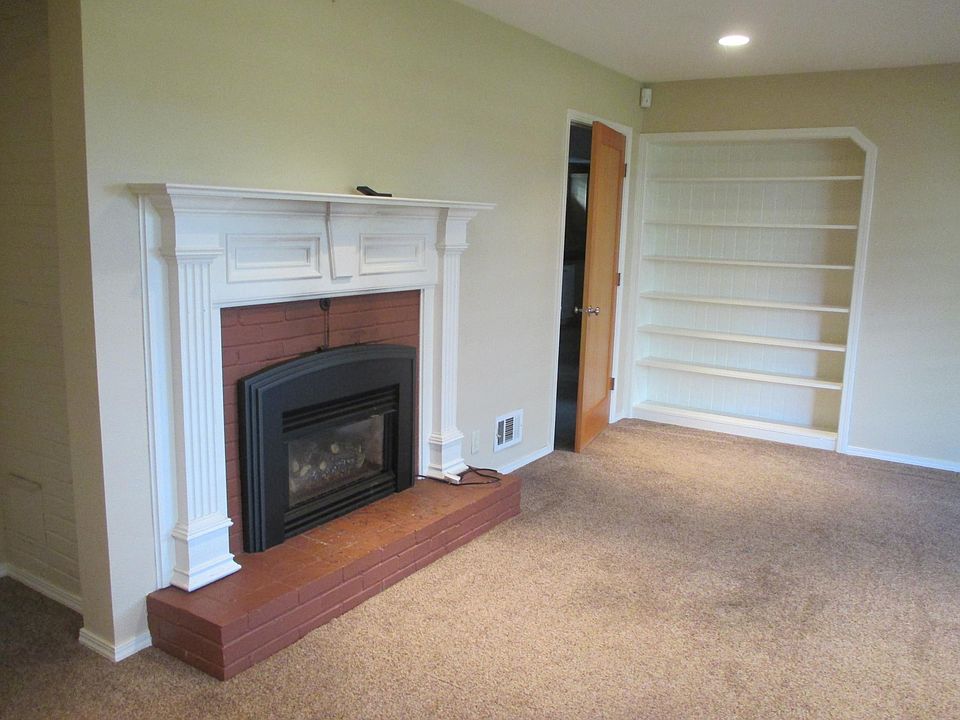 2nd image of 1638 Pine St