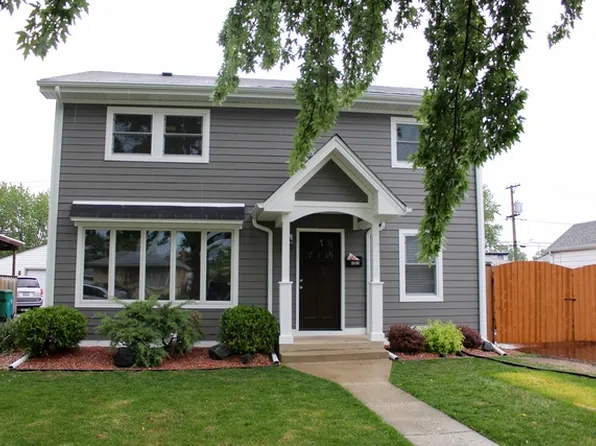 8009 Austin Ave, Burbank, IL 60459