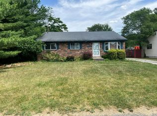 33690 Harvard St, Westland, MI 48186