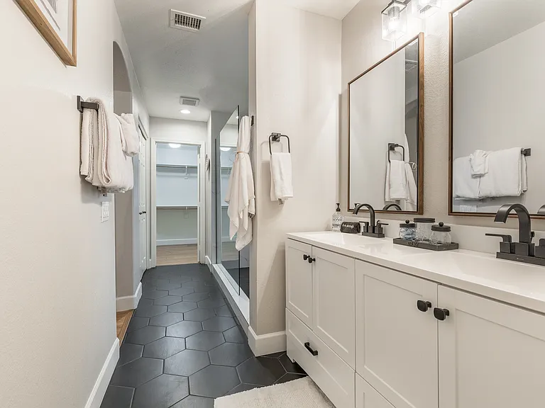 26266 N 45th Pl — Photo 13