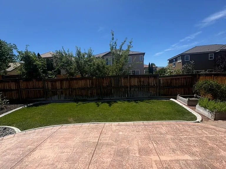 2827 Earthstone Dr — Photo 23