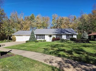 8307 Quail Point Ln, Mentor, OH 44060