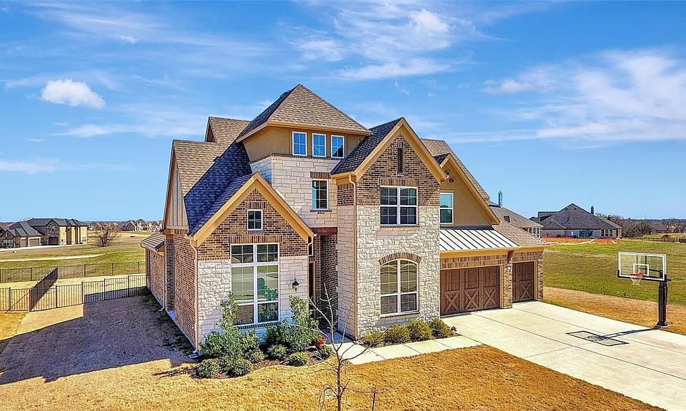 1st image of 1818 Turtle Creek Ln
