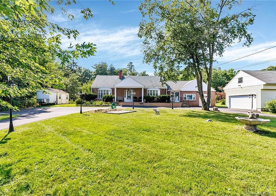 1st image of 263 Sunset Ln