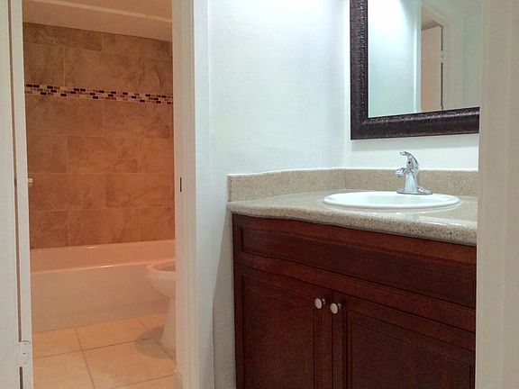4th image of 10500 SW 108th Ave APT B303