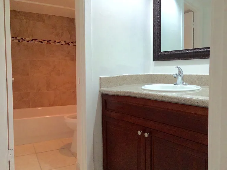 10500 SW 108th Ave #B303 — Photo 4