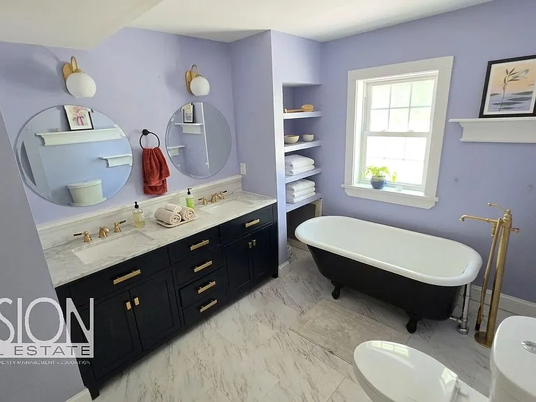 282 Ethan Allen Pkwy #1 — Photo 45