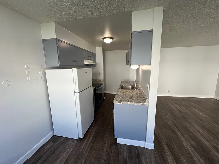 Arden Garden Apartments — Photo 5