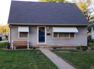 2400 SW Bradbury Ave, Topeka, KS 66611