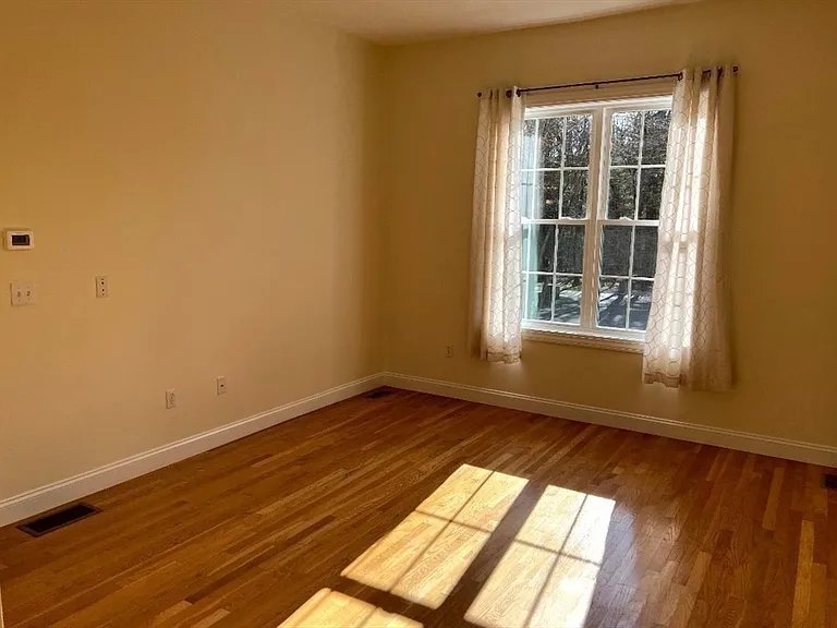 207 John Scott Blvd #B — Photo 9