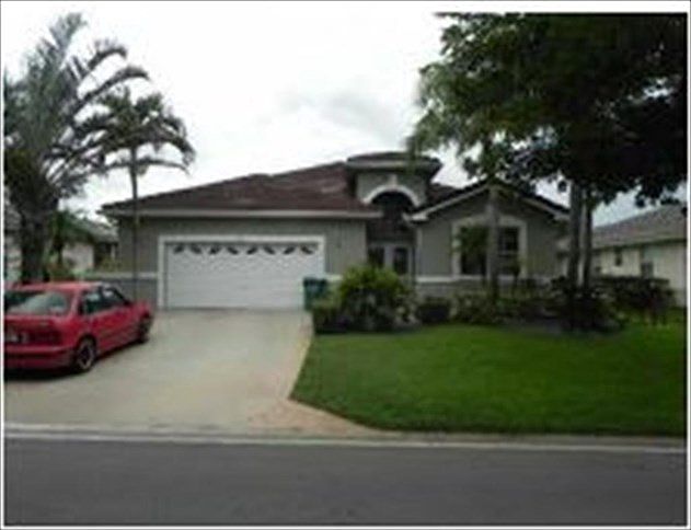 1st image of 4818 NW 58th Ave
