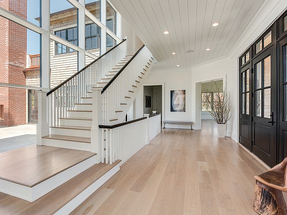 4th image of 673 Sagaponack Rd