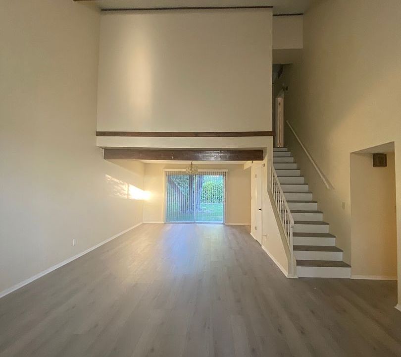 1st image of 4645 Brentwood Ln