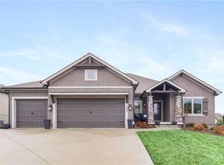 2409 SW River Spring Rd, Lees Summit, MO 64082