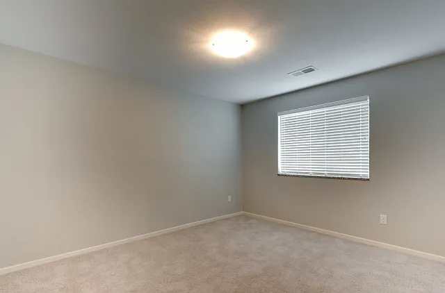 2nd Bedroom 2nd Bedroom