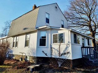 87 Palmer Ave, Warwick, RI 02889