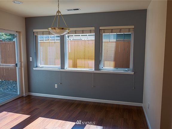4th image of 3552 Simmons Mill Court SW #B