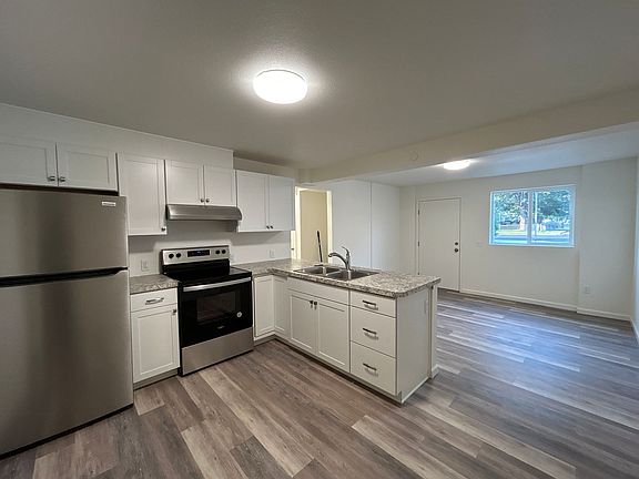4th image of 515 NE 6th St #102